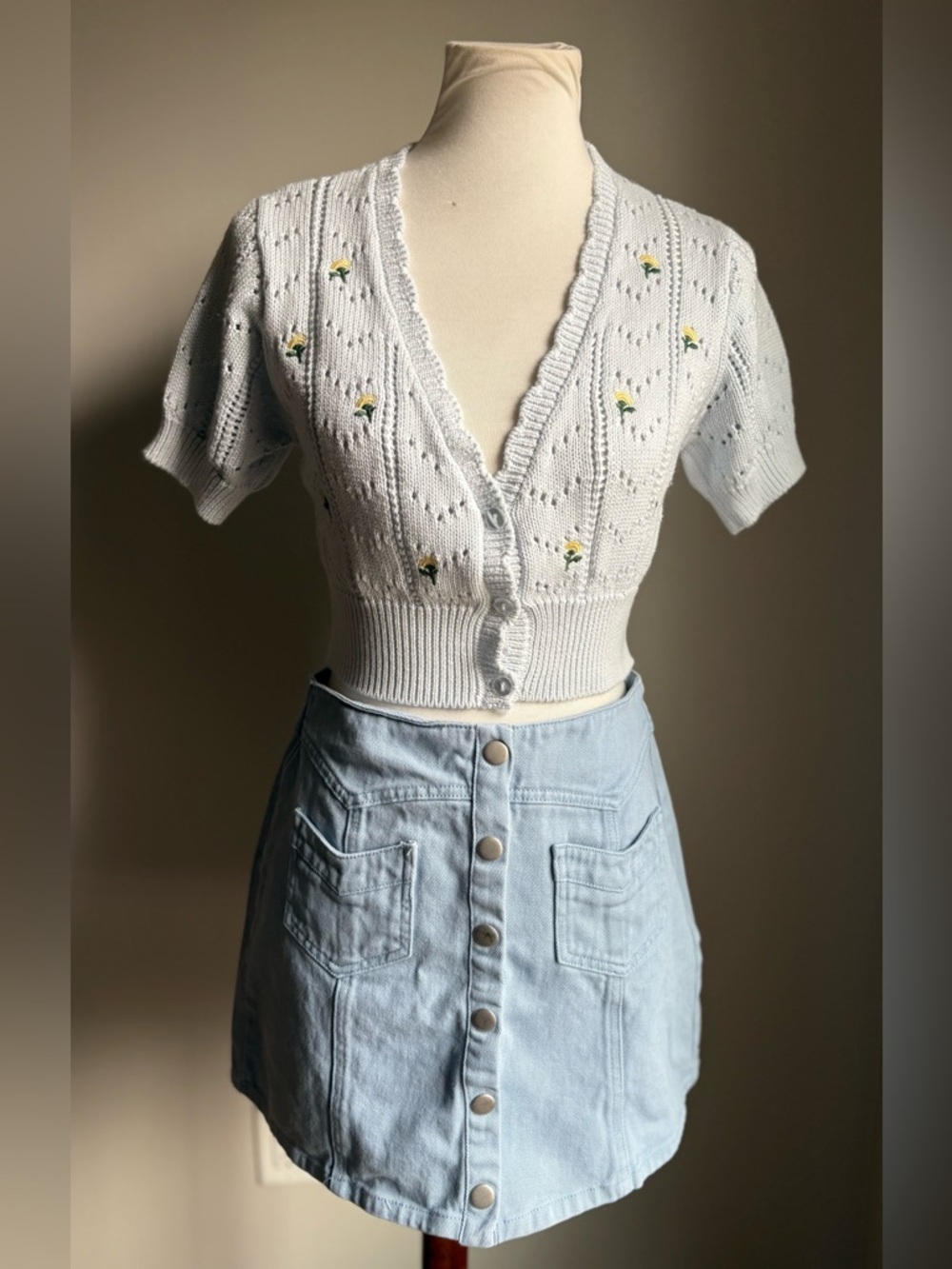 Wild Fable Floral Knit Cropped Embroidered Cardigan In Baby Blue Size M